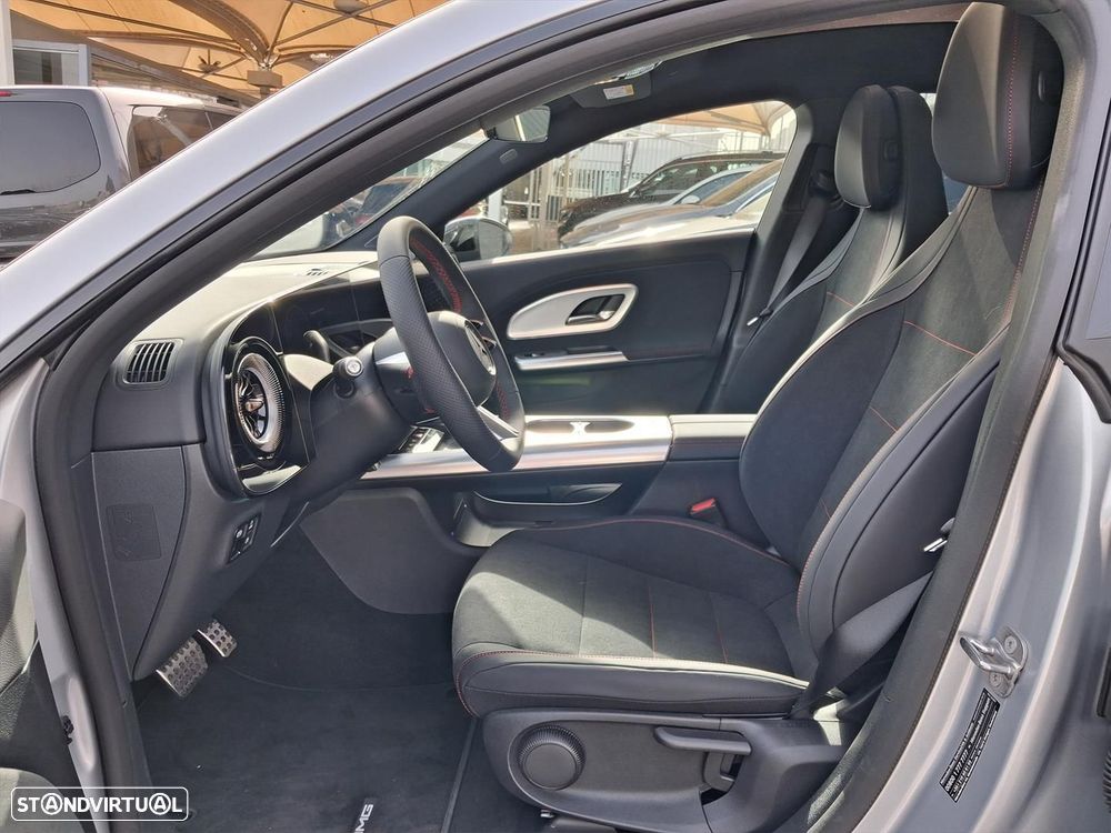 Mercedes-Benz CLA 220 Standard - 10