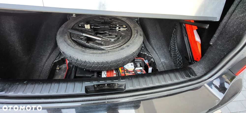 BMW Seria 1 118d DPF Edition Lifestyle - 26