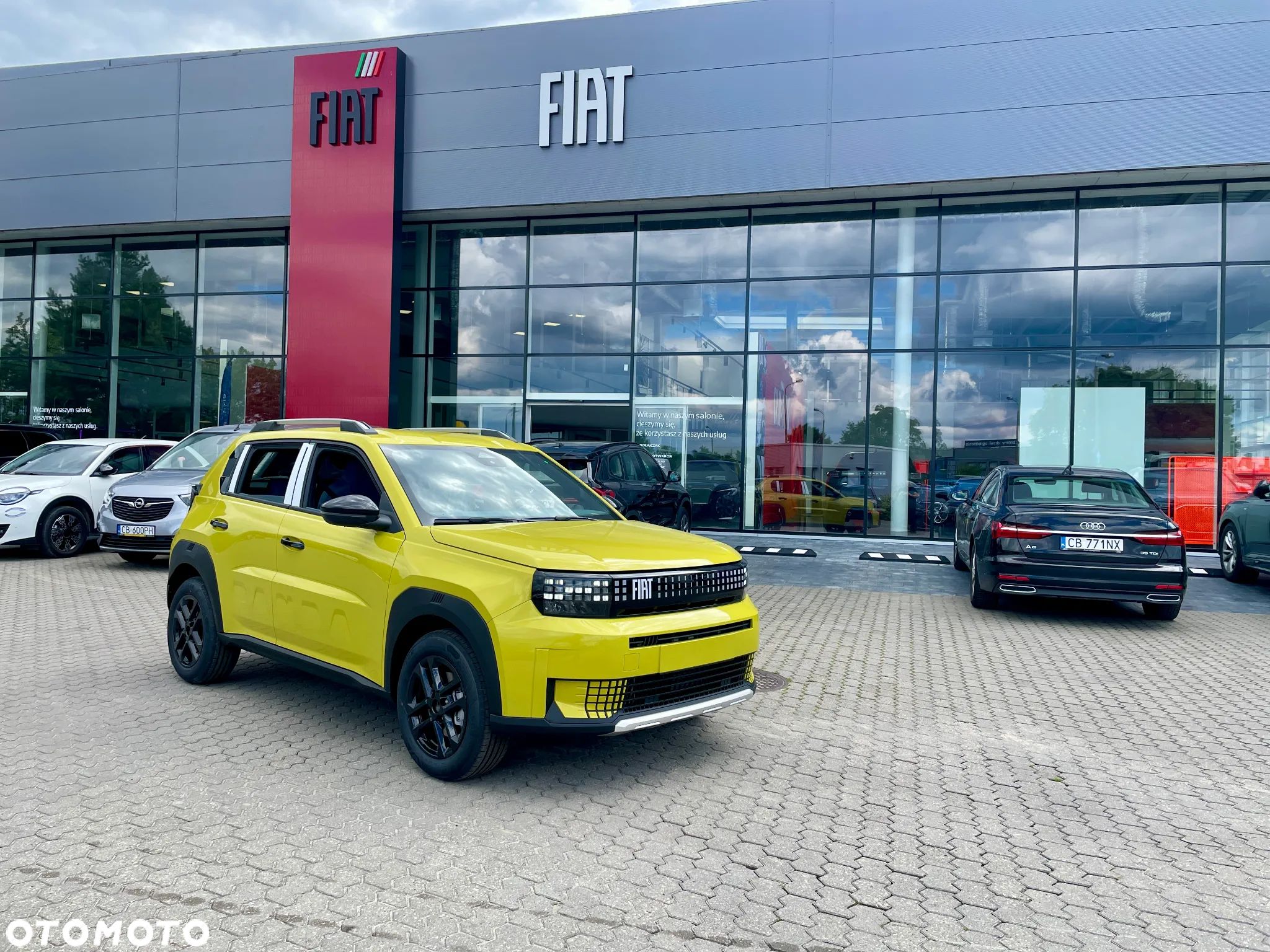 Fiat Grande Panda 1.2 mHEV Icon eDCT - 1
