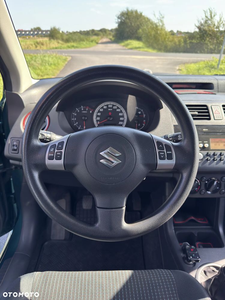 Suzuki Swift - 10