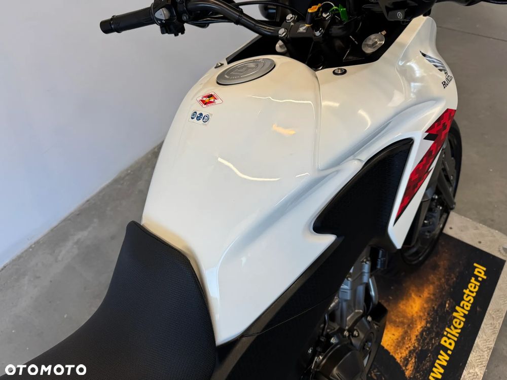 Honda CB - 17