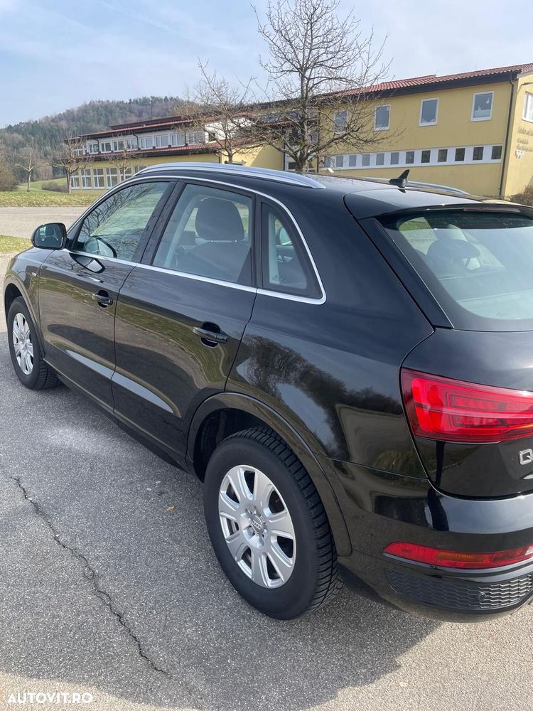 Audi Q3 2.0 TDI Design - 2