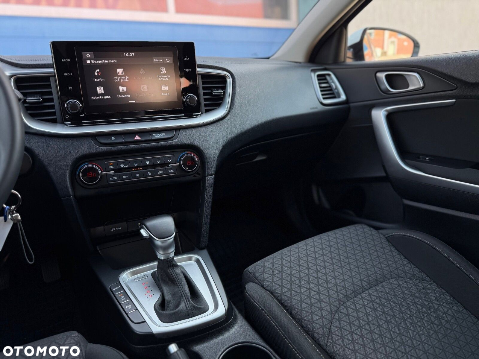 Kia Ceed 1.5 T-GDI M DCT - 18