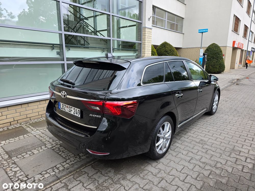 Toyota Avensis - 7