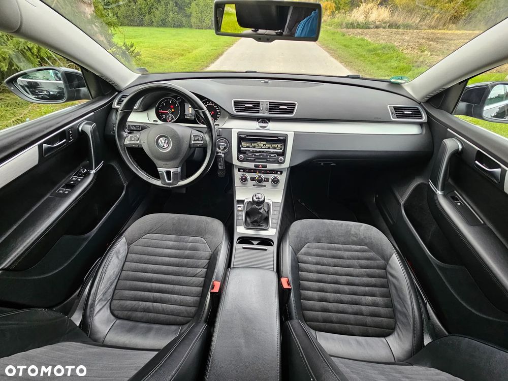 Volkswagen Passat 2.0 TDI Highline - 6