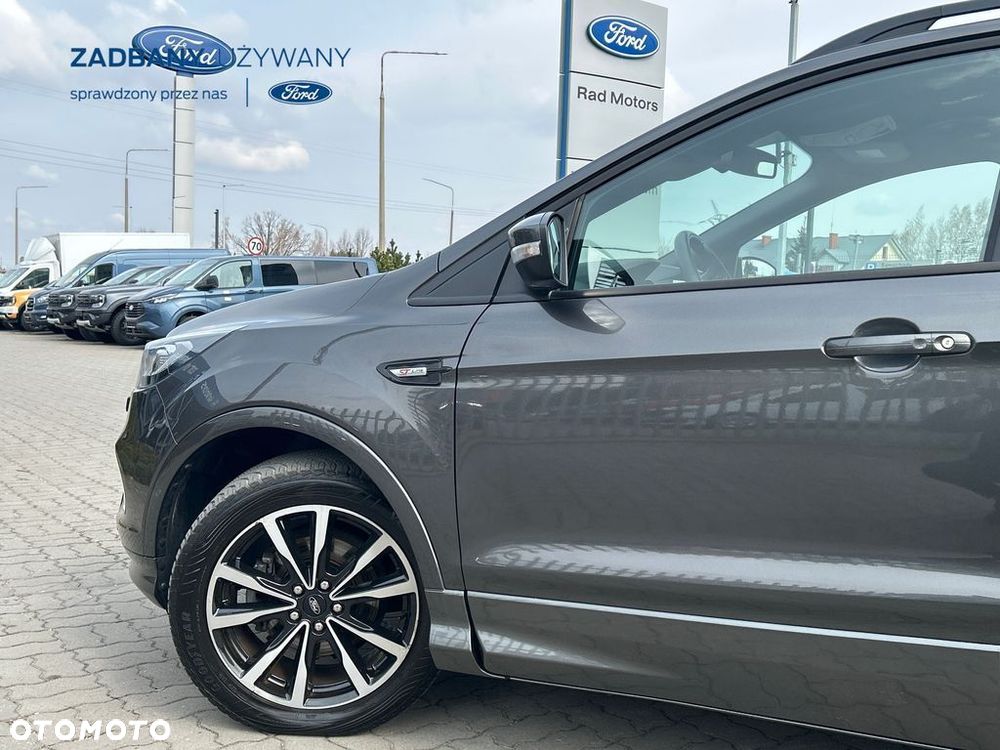 Ford Kuga 1.5 EcoBoost 2x4 ST-Line - 9