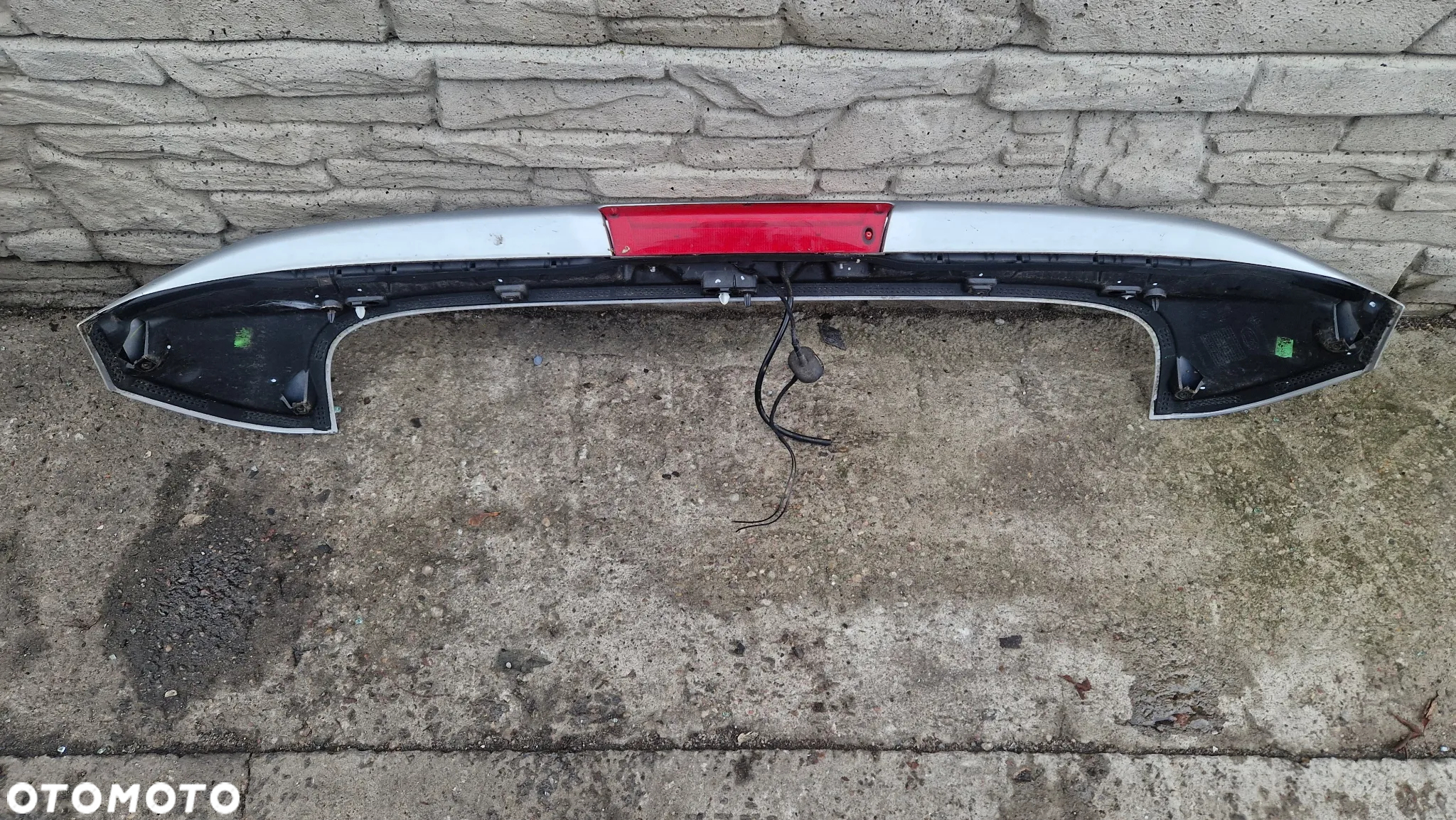 FORD FIESTA MK7 SPOILER KLAPY - 2
