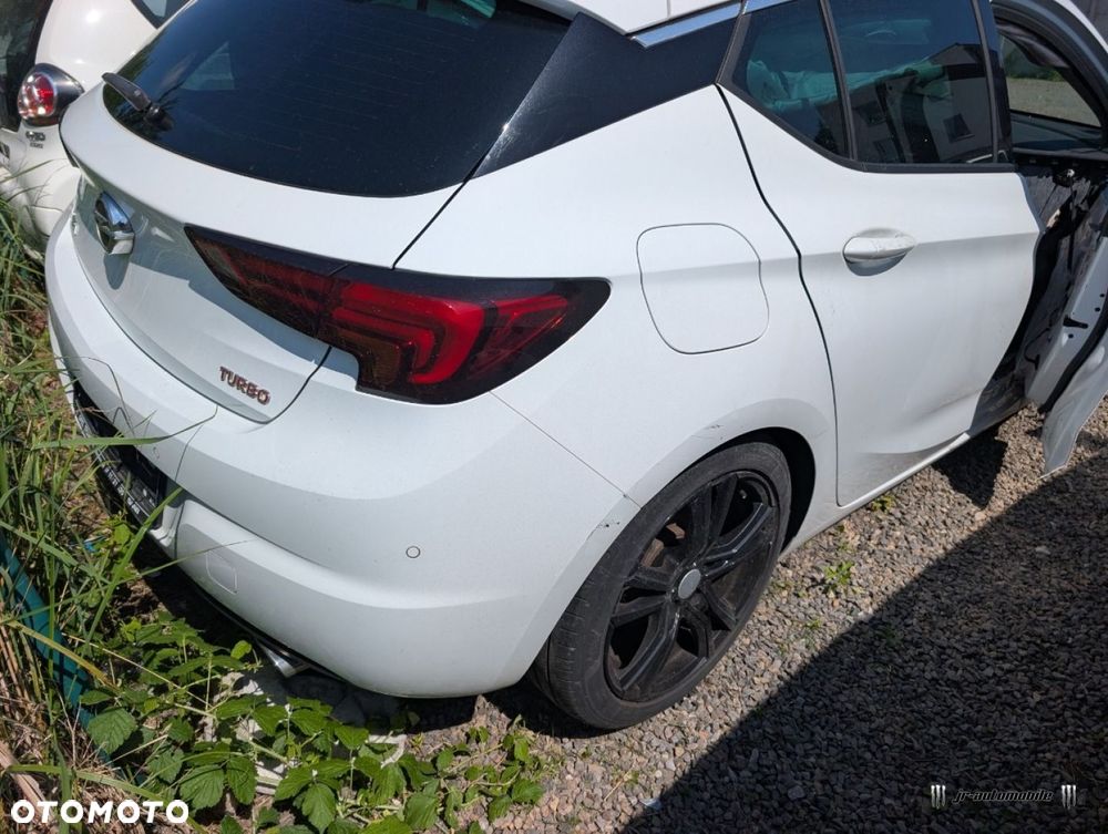 Opel Astra 1.6 Turbo Start/Stop Automatik Innovation - 4