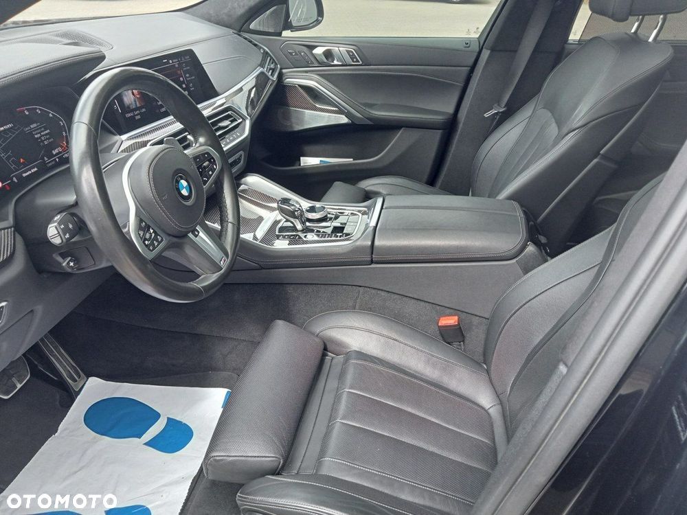 BMW X6M - 12