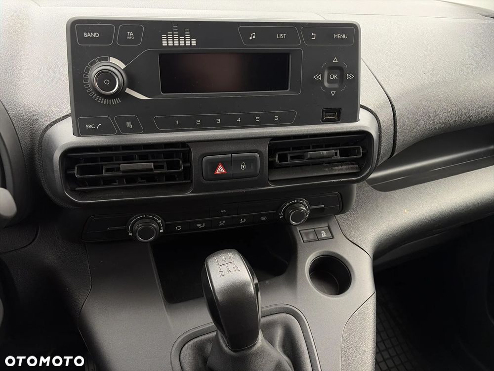 Opel COMBO FURGON L1 1,5 CDTI 102KM 39 800 ZŁ. NETTO - 15