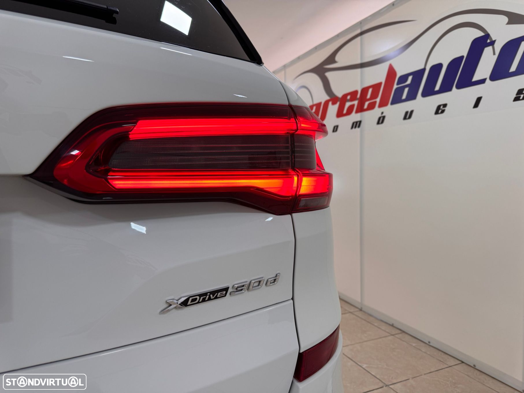 BMW X5 30 d xDrive Pack M - 11