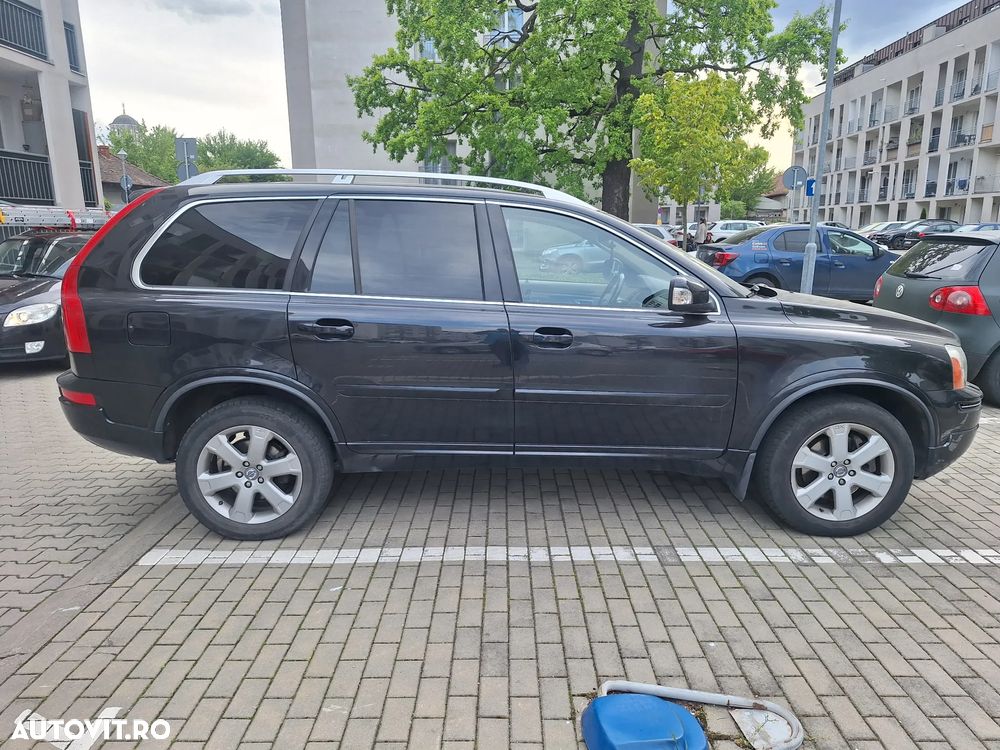 Volvo XC 90 D5 AWD Geartronic Momentum - 3