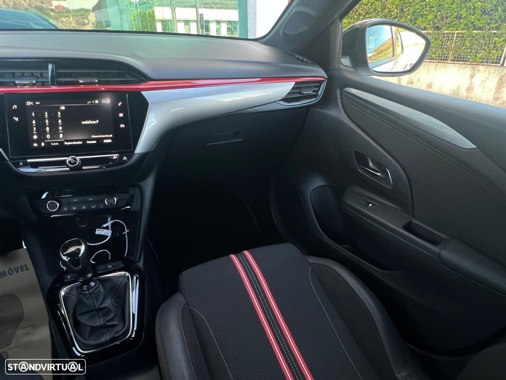 Opel Corsa 1.2 T GS - 35