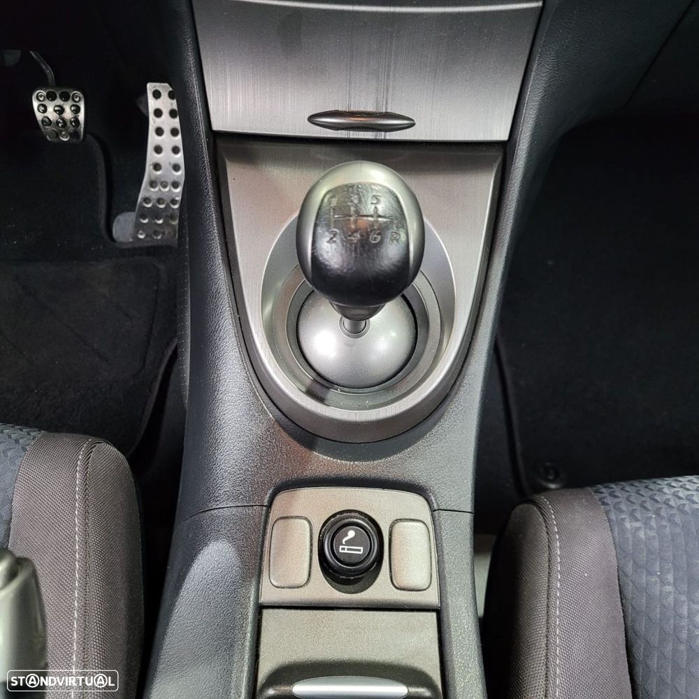 Honda Civic 1.4 i-VTEC Elegance - 16