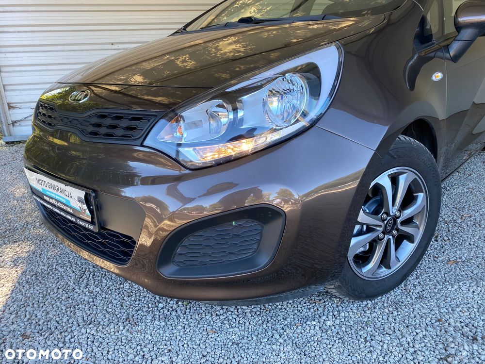 Kia Rio 1.2 M - 16