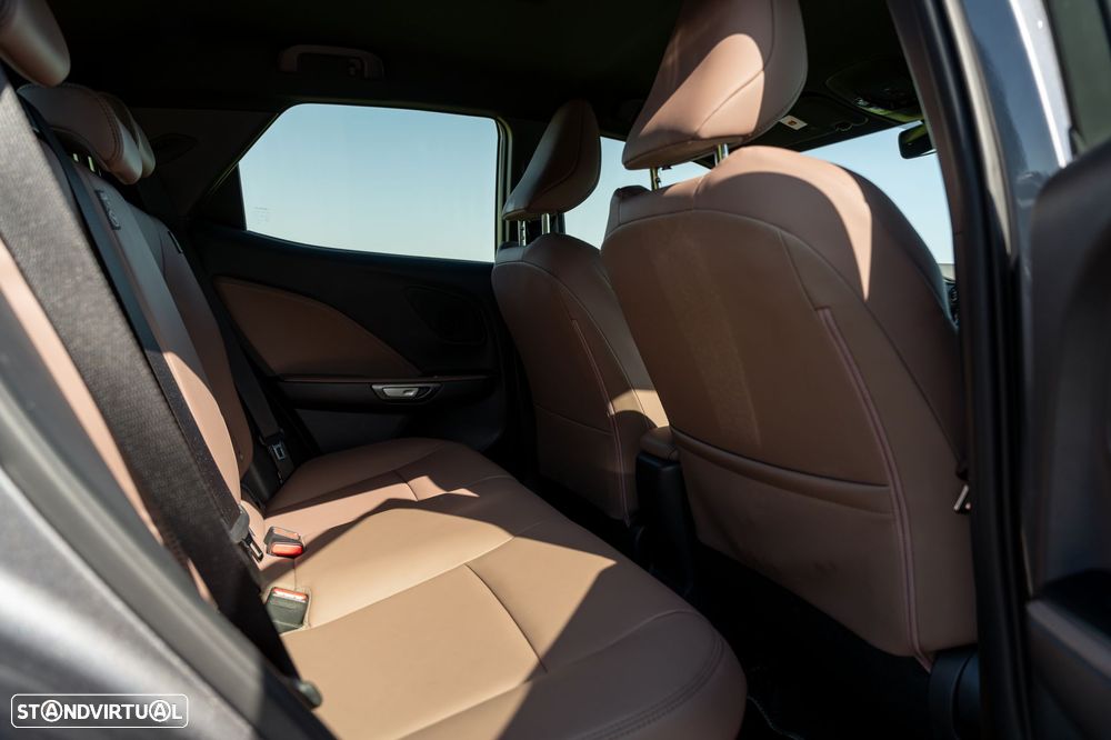 Lexus LBX Elegant - 7