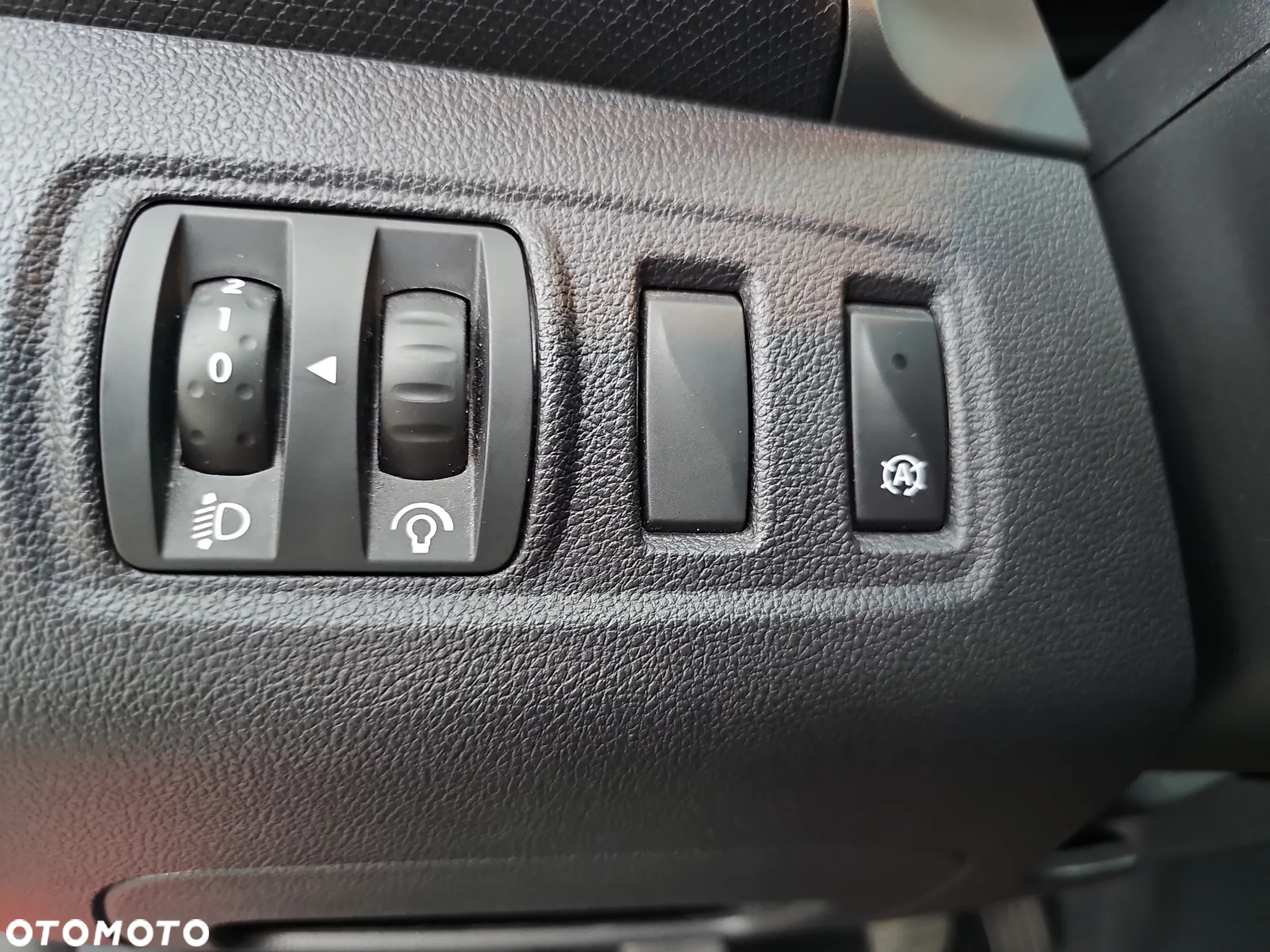 Renault Clio 0.9 Energy TCe Limited - 24