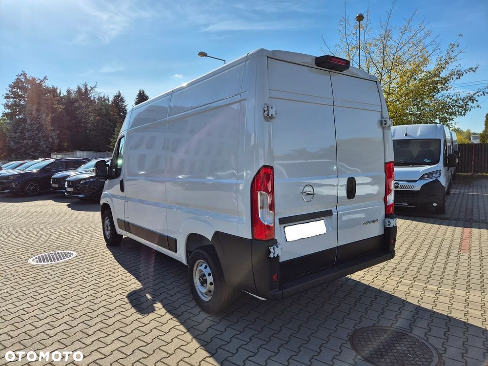 Opel Movano Furgon L2H2 - 2