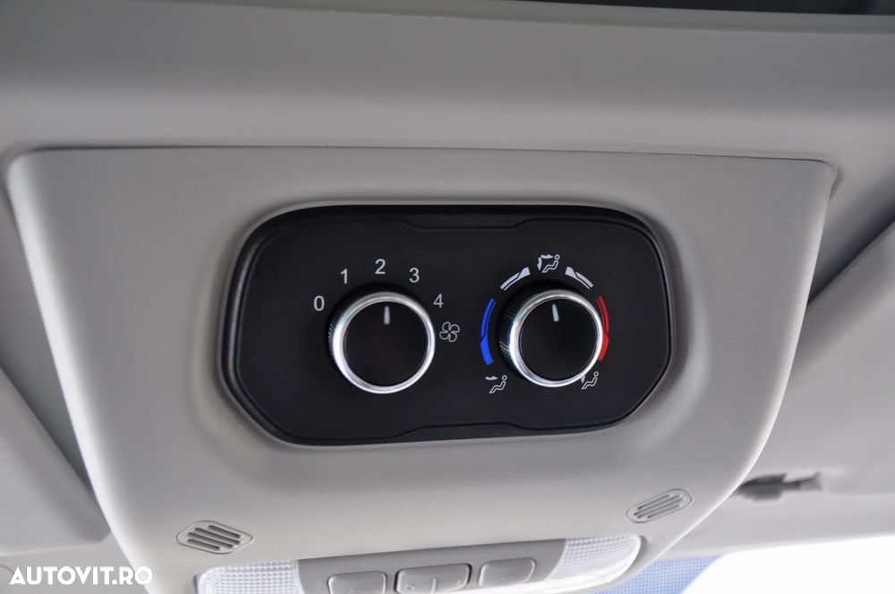 Ford Transit - 24
