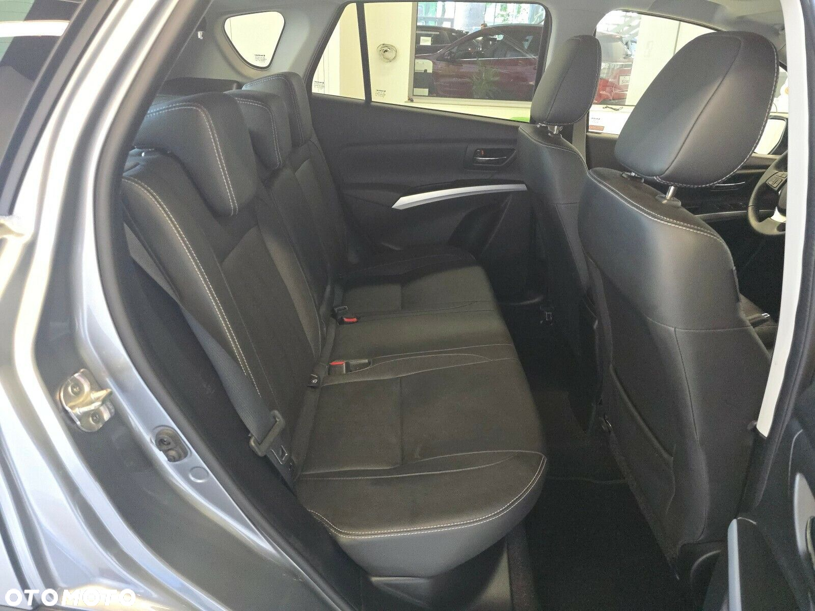 Suzuki SX4 S-Cross 1.4 T Elegance Sun 4WD - 12