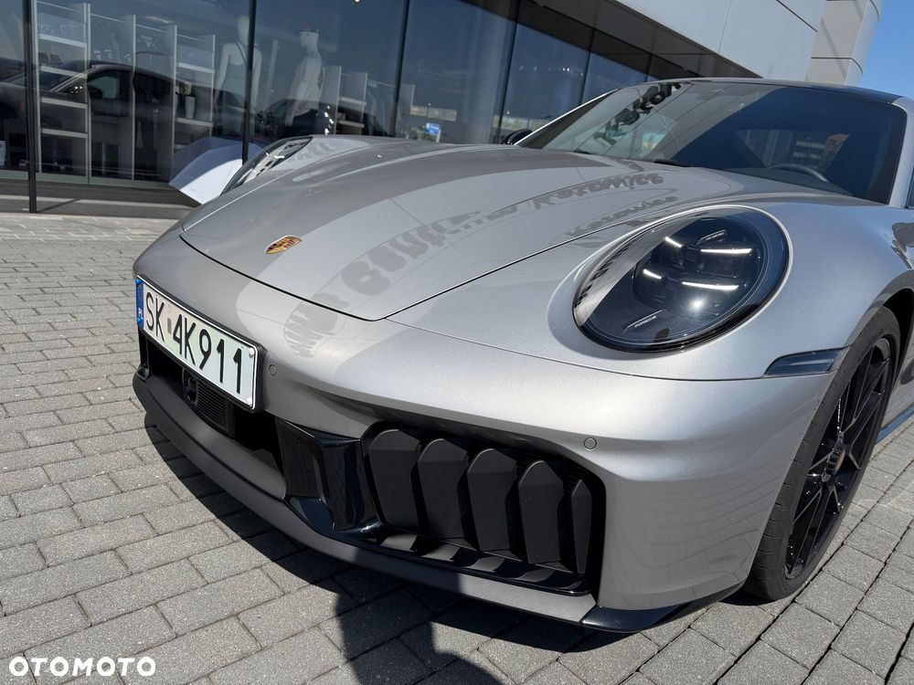 Porsche 911 - 12