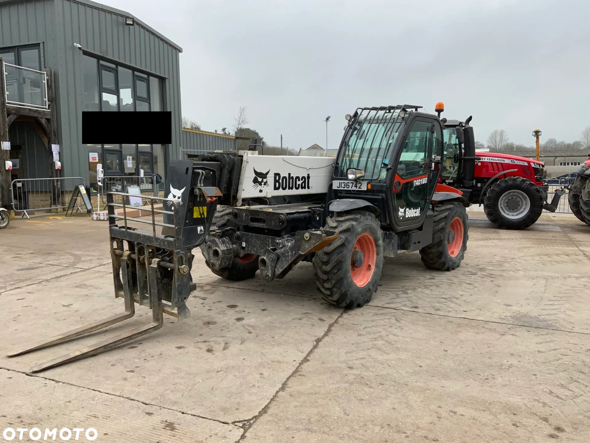 Bobcat T40180 - 10