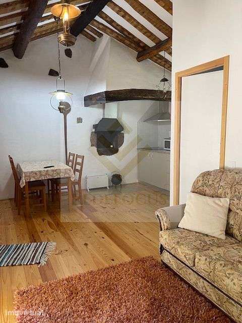 Propriedade Exclusiva com 4 Habitações e Piscina em Arouca - Grande imagem: 3/11