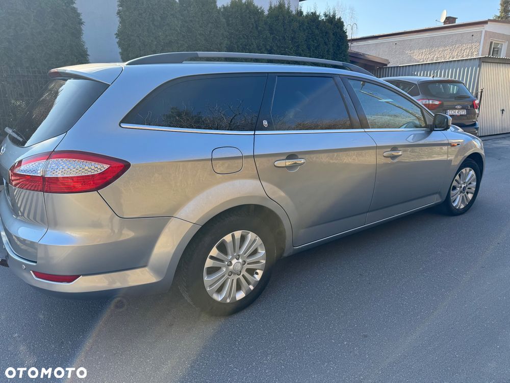 Ford Mondeo 2.0 Ghia X100 / X - 11