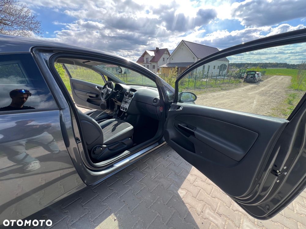 Opel Corsa 1.4 16V Active - 18