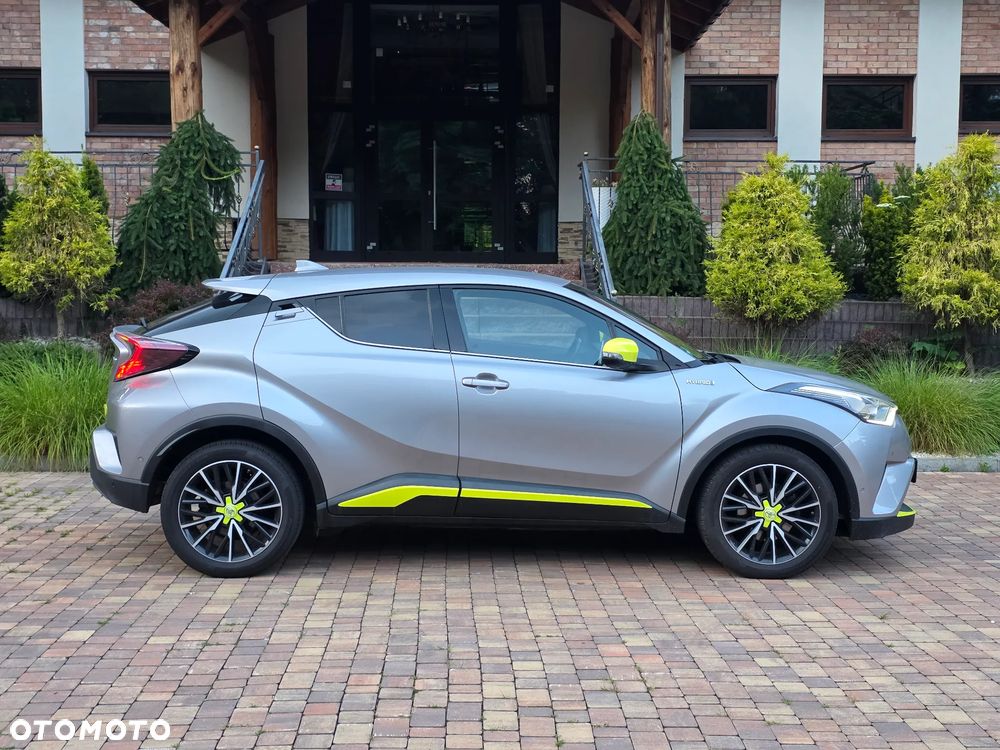 Toyota C-HR 1.8 Hybrid Neon Lime powered by JBL - 7