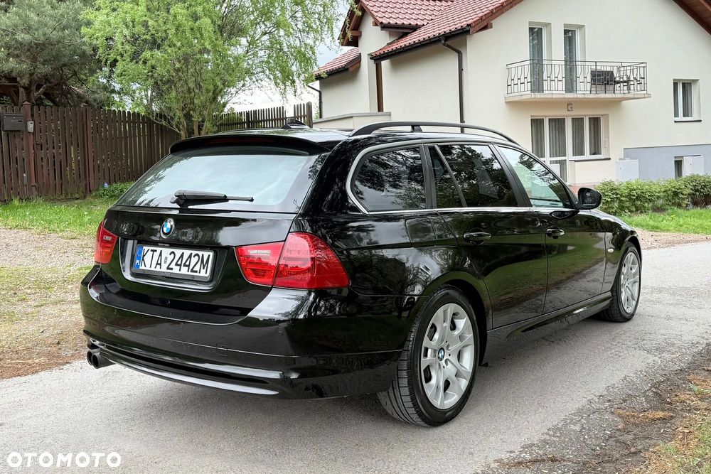 BMW Seria 3 330d - 8