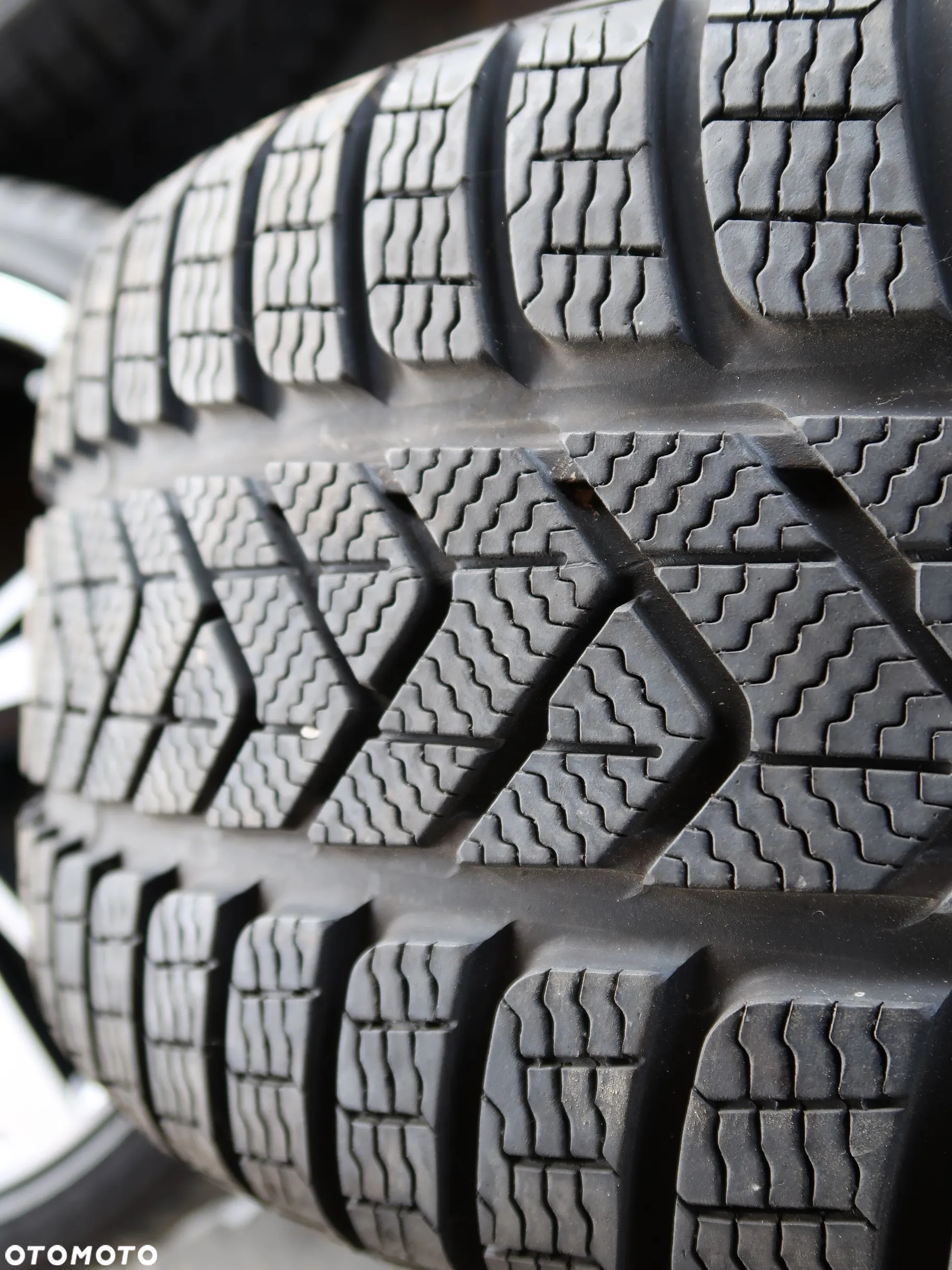 Koła zimowe Audi S3 A3 8Y0 235/35R19 Pirelli - 12