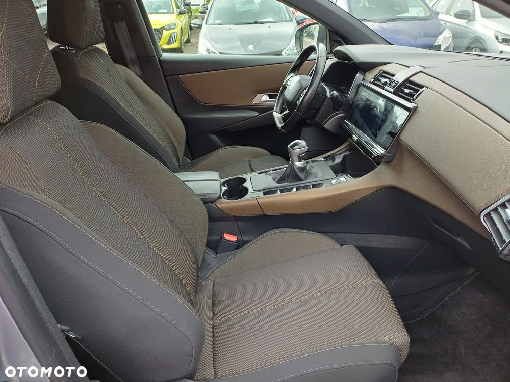 DS Automobiles DS 7 Crossback 1.2 PureTech So Chic - 11