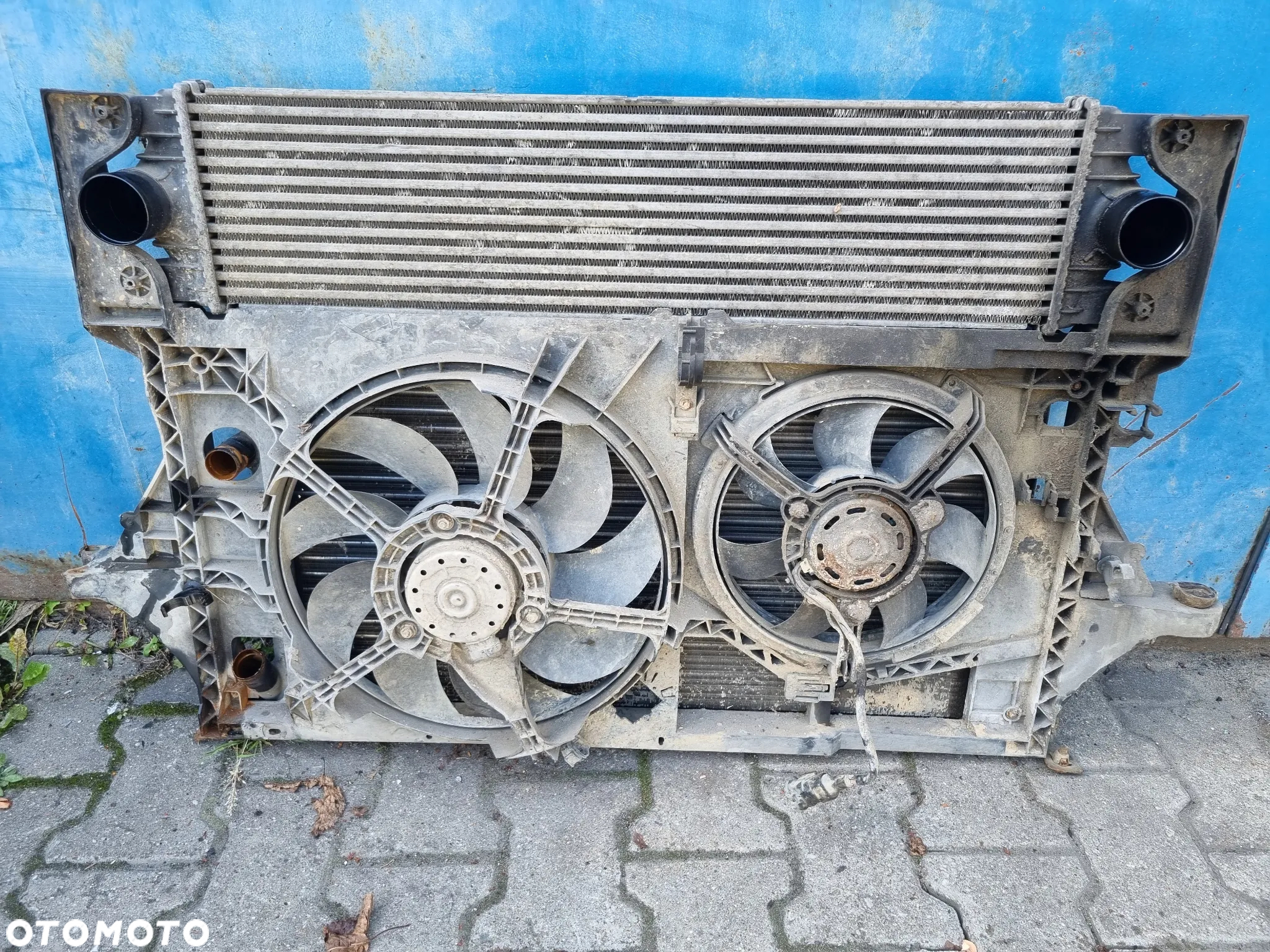 WENTYLATOR RAMA CHŁODNICY ITERCOOLER MASTER MOVANO 04-10r. - 2