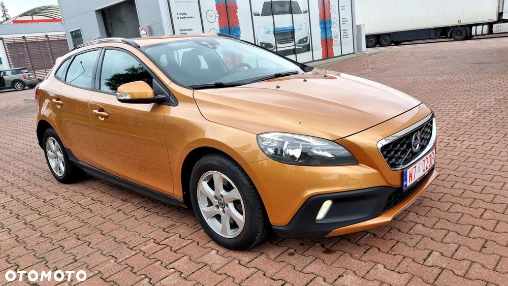 Volvo V40 Cross Country D3 Momentum - 2