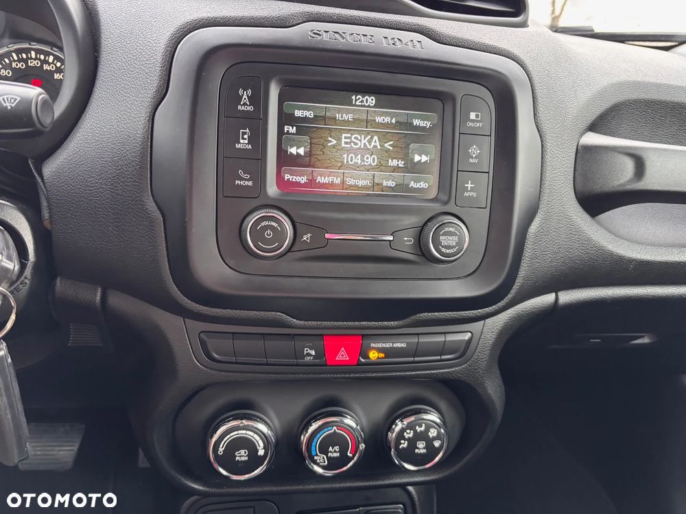 Jeep Renegade 1.4 MultiAir DSG Longitude - 31