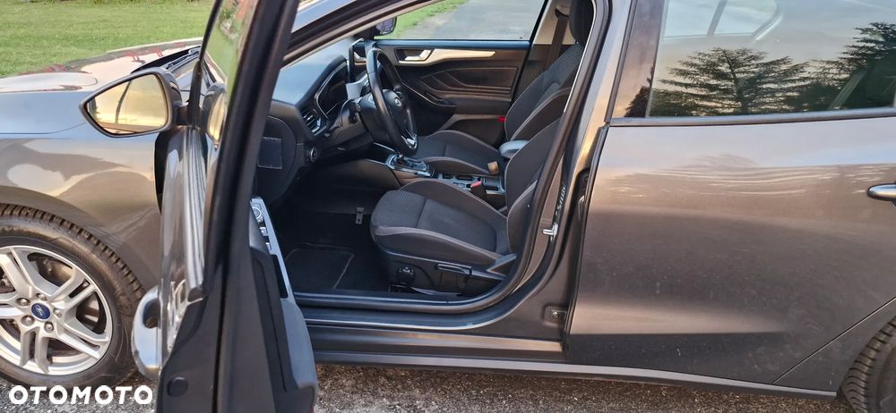 Ford Focus 1.0 EcoBoost Trend Edition Business - 25