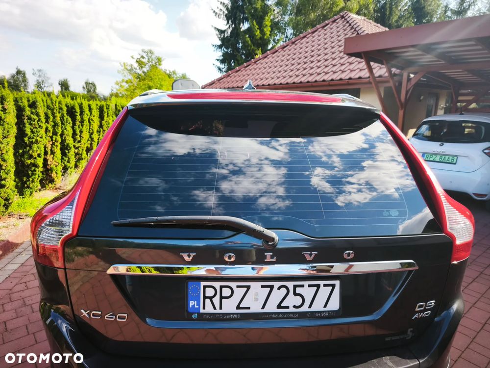 Volvo XC 60 D5 AWD Summum - 10