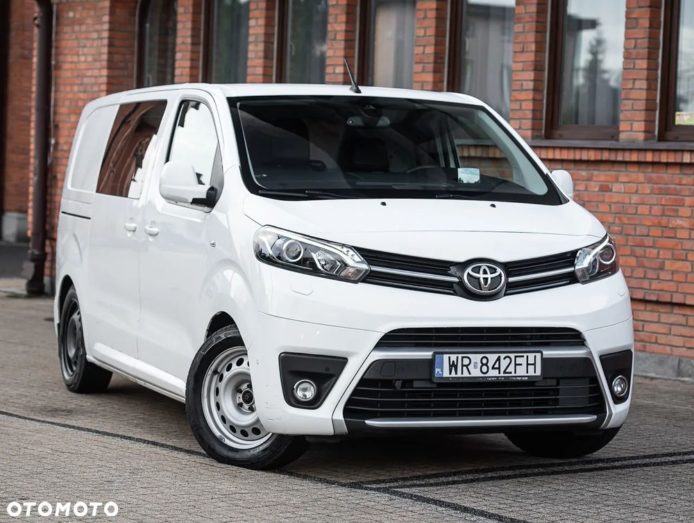 Toyota PROACE - 1