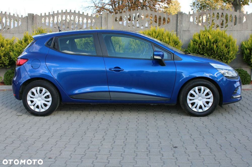 Renault Clio 1.2 16V Life - 25