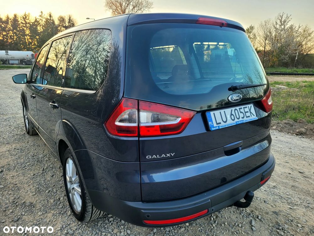 Ford Galaxy 2.0 Ghia - 8