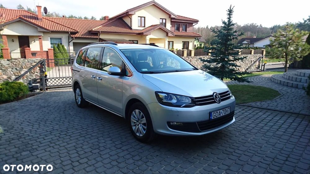 Volkswagen Sharan 2.0 TDI Comfortline DSG - 5