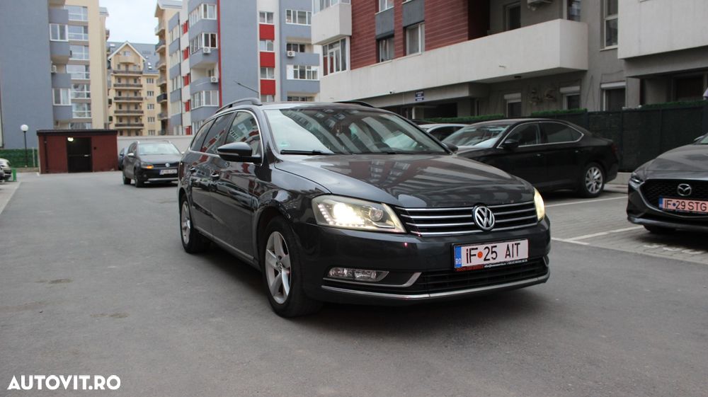 Volkswagen Passat 2.0 TDI DPF Blue TDI DSG Comfortline - 1