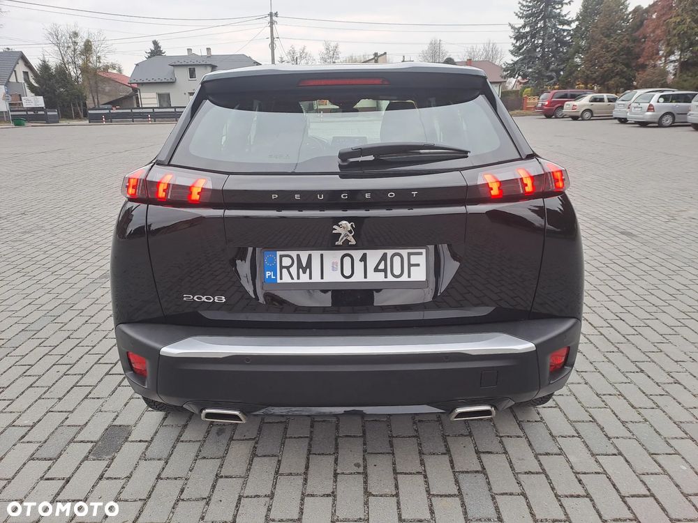 Peugeot 2008 PureTech 130 EAT8 Allure - 5