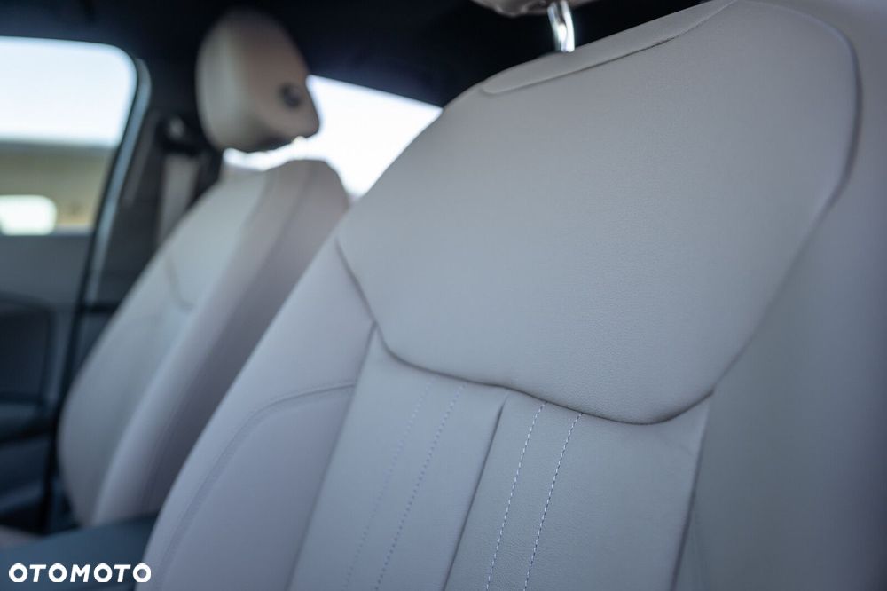 Audi Q3 Sportback - 11