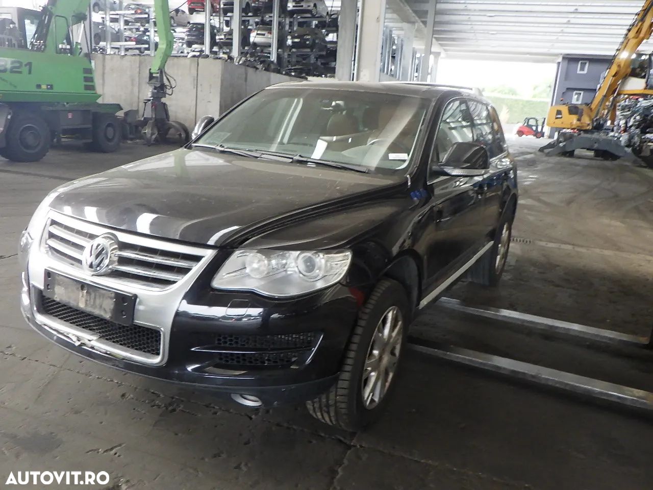 Dezmembrez VW Touareg  3.0 TDI , an 2009 cod motor CAS - 1