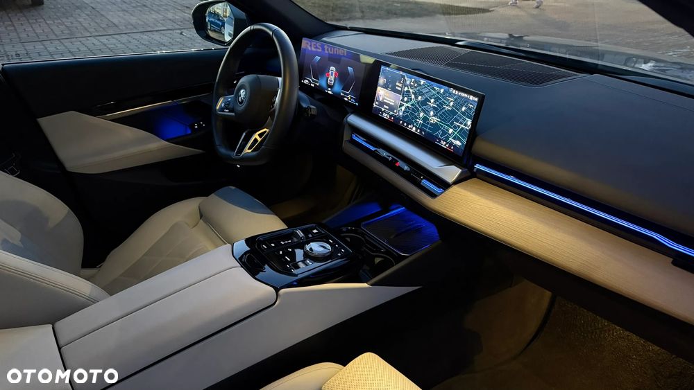 BMW Seria 5 - 11