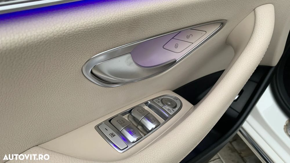 Mercedes-Benz E - 29