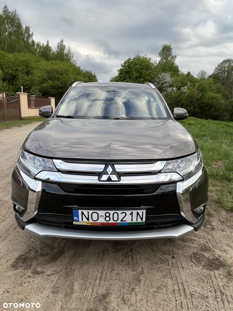 Mitsubishi Outlander 2.0 Intense + 4WD CVT - 12