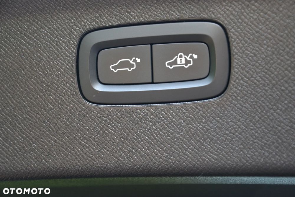 Volvo XC 90 T6 AWD Inscription 7os - 35